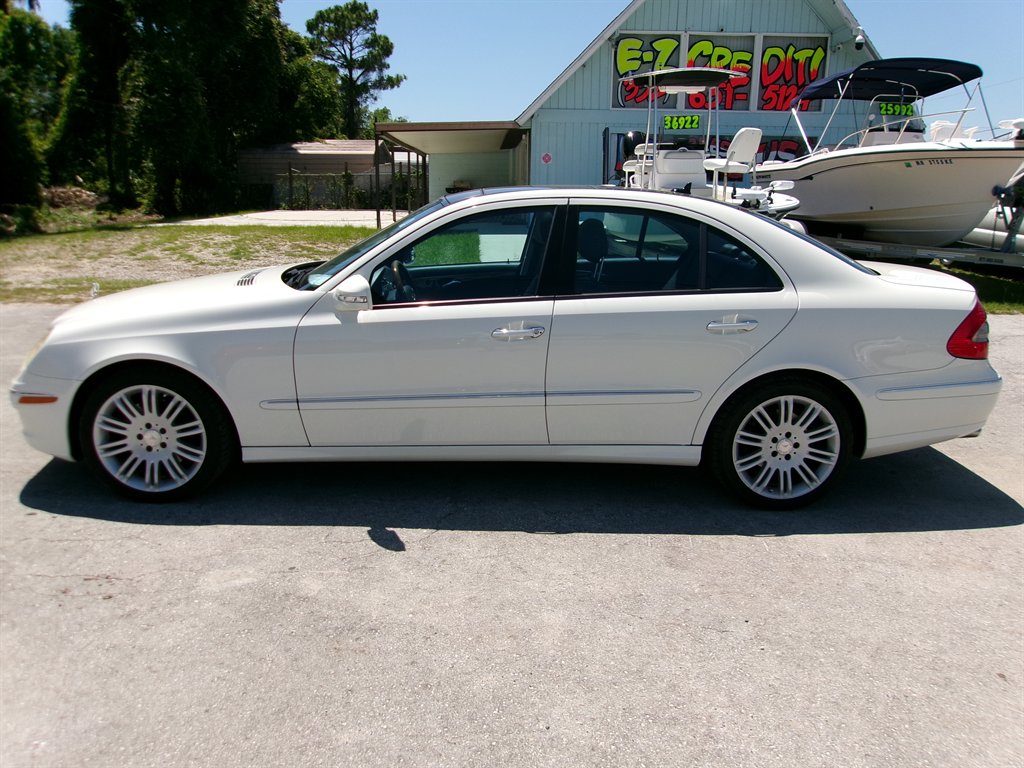 2008 Mercedes-Benz E-Class E350 4MATIC's photo