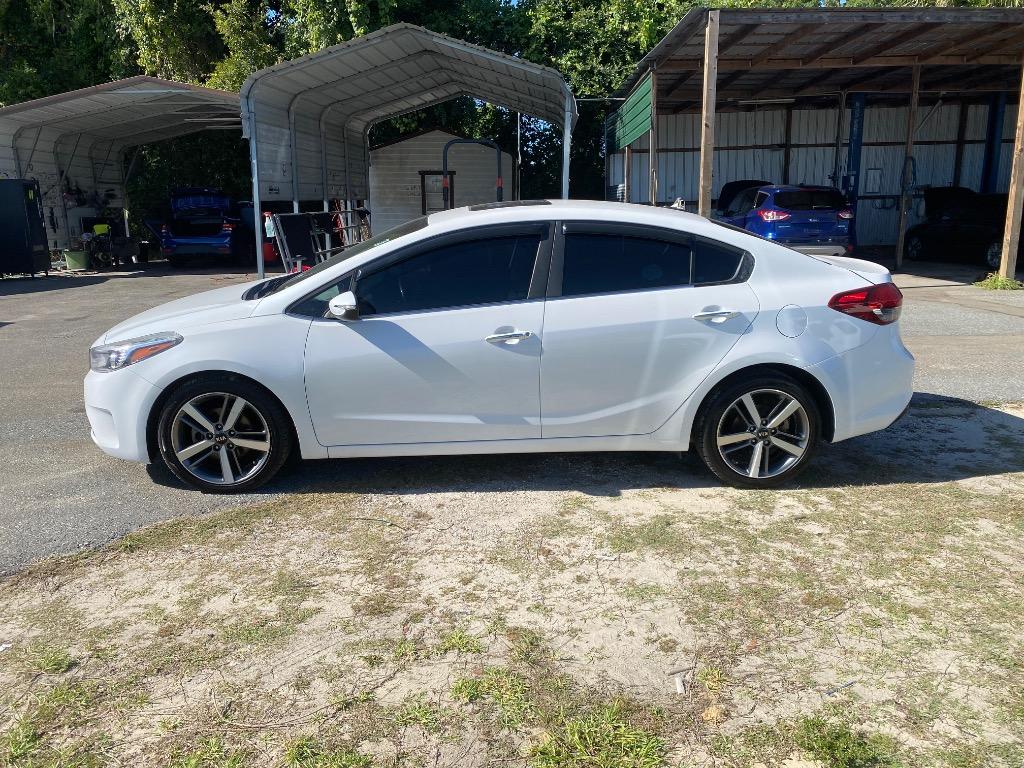 2017 Kia Forte EX AT's photo