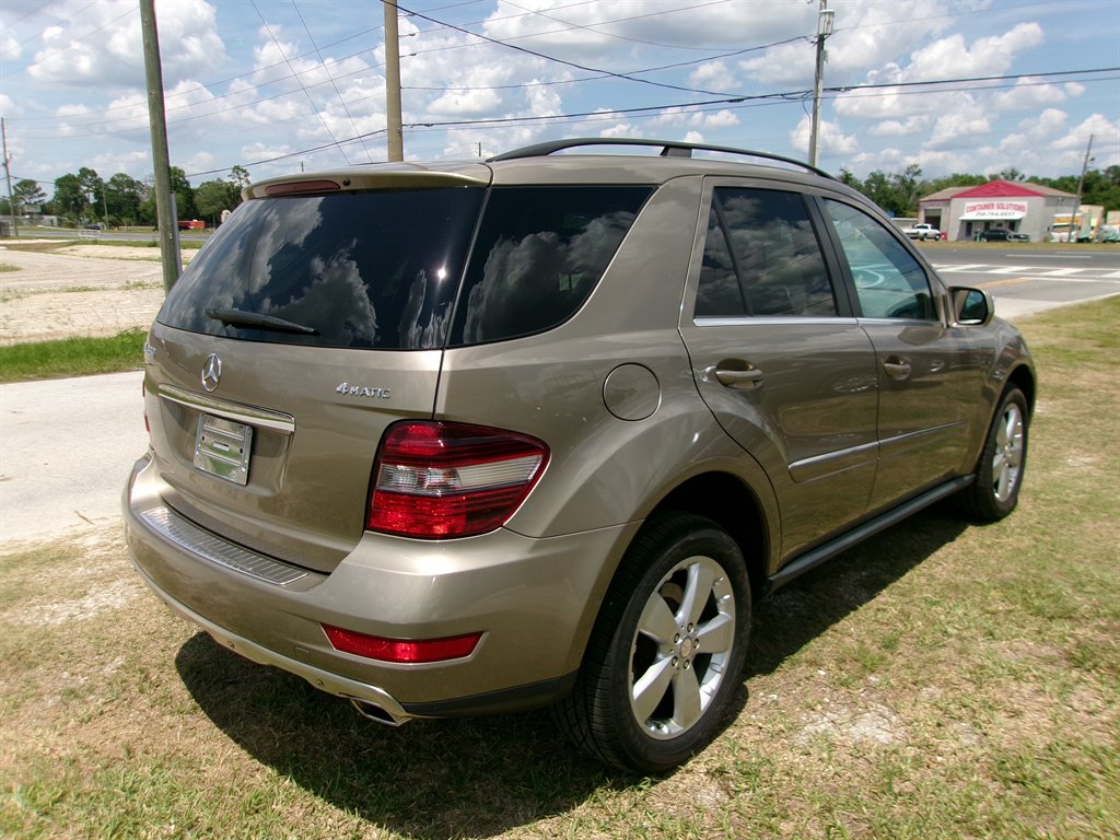 2010 Mercedes-Benz M-Class ML350 - Photo 7