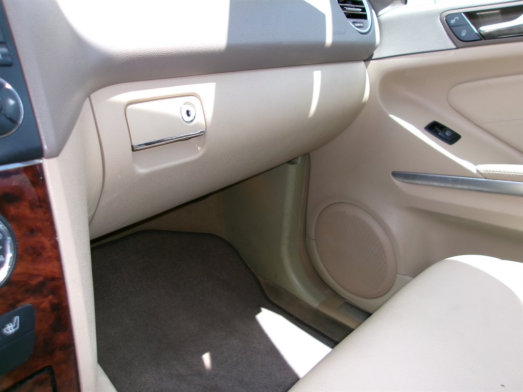 2010 Mercedes-Benz M-Class ML350 - Photo 28