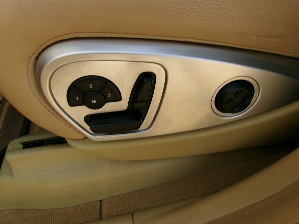 2010 Mercedes-Benz M-Class ML350 - Photo 35