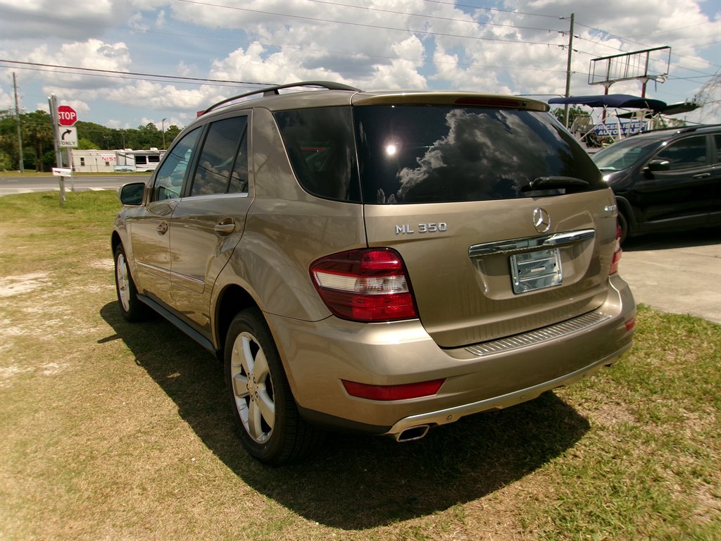 2010 Mercedes-Benz M-Class ML350 - Photo 10