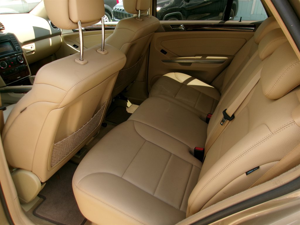 2010 Mercedes-Benz M-Class ML350 - Photo 16
