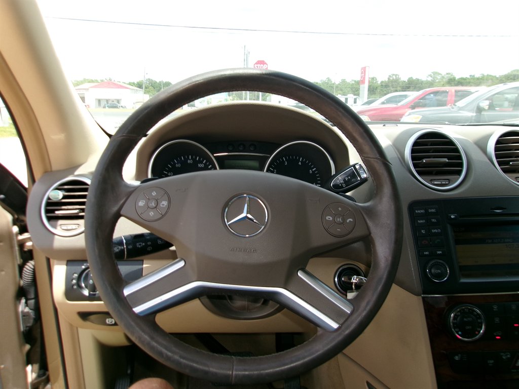 2010 Mercedes-Benz M-Class ML350 - Photo 25