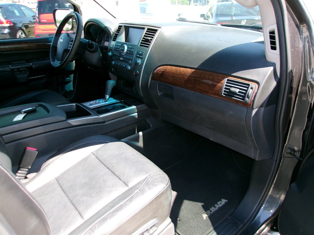 2011 Nissan Armada SL - Photo 20