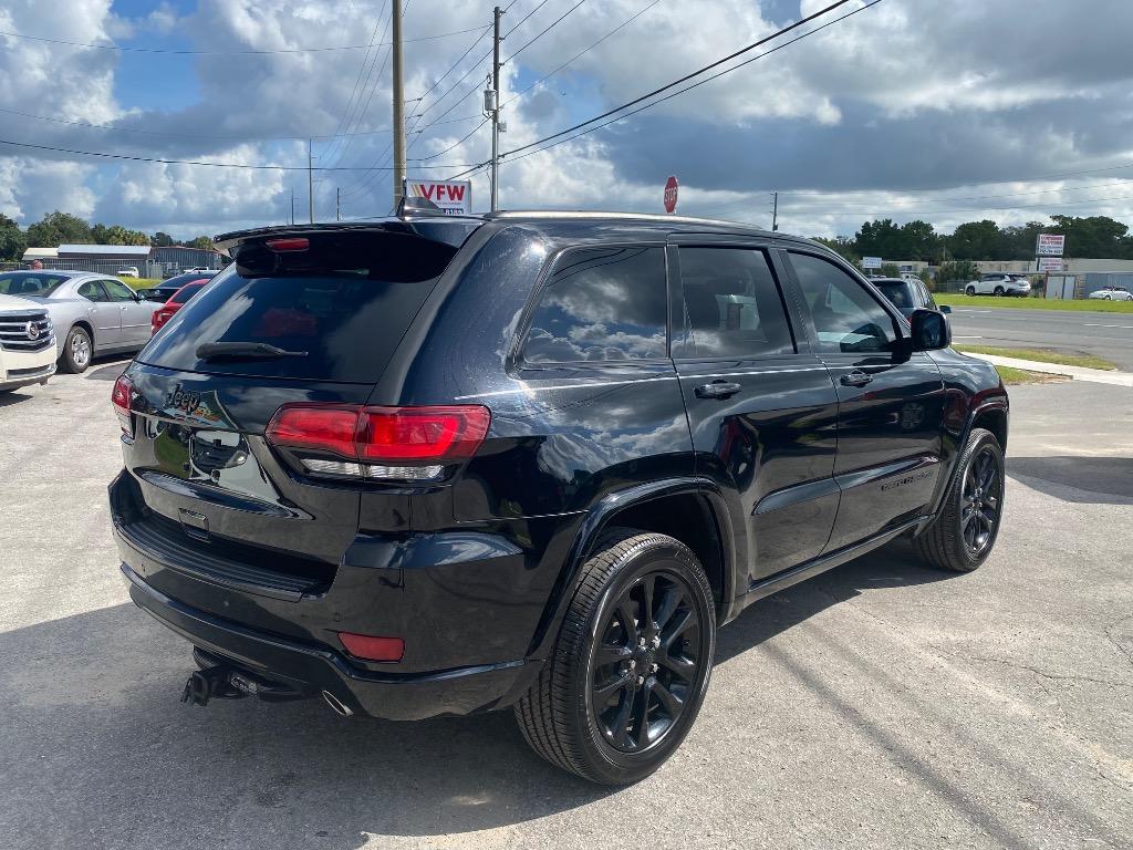 2018 Jeep Grand Cherokee Altitude - Photo 7