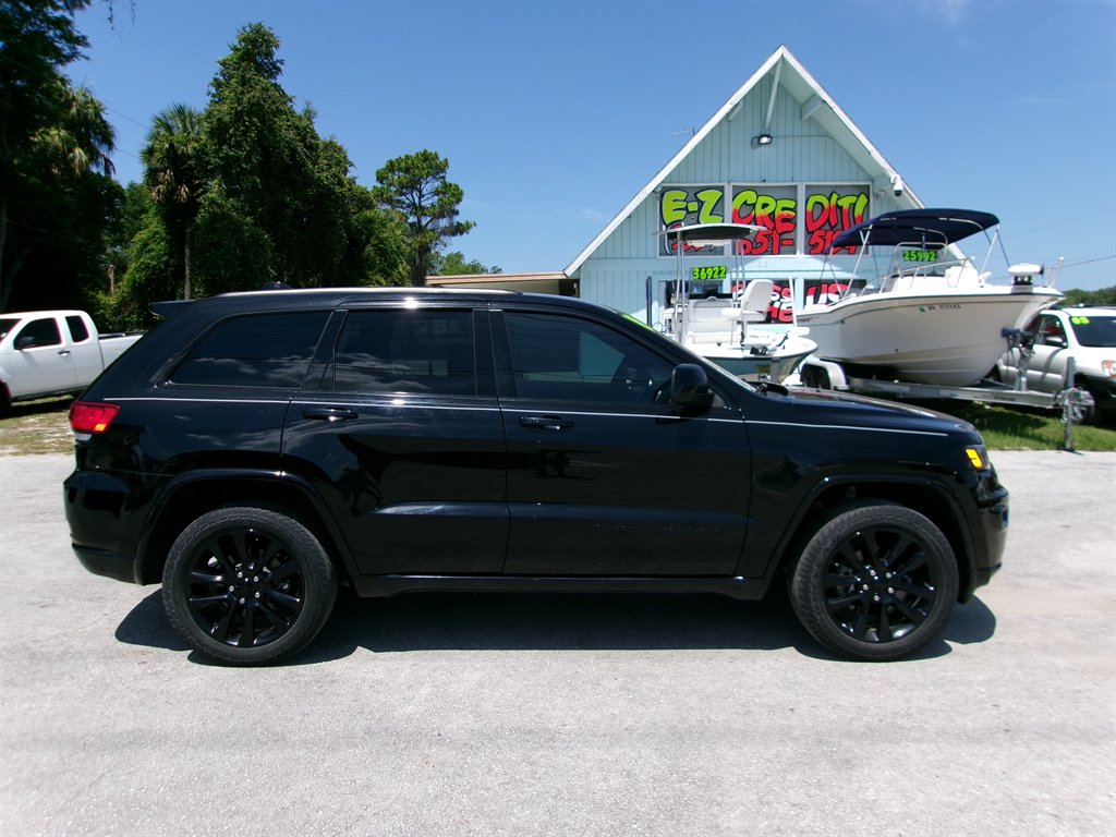 2018 Jeep Grand Cherokee Altitude - Photo 6