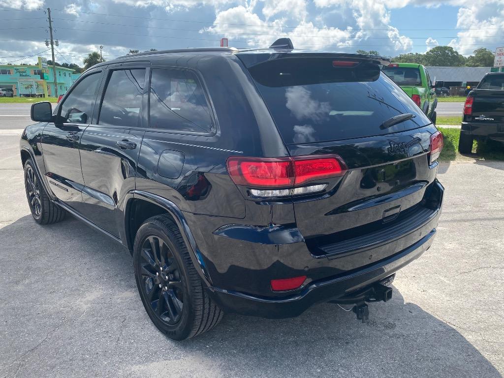 2018 Jeep Grand Cherokee Altitude - Photo 10
