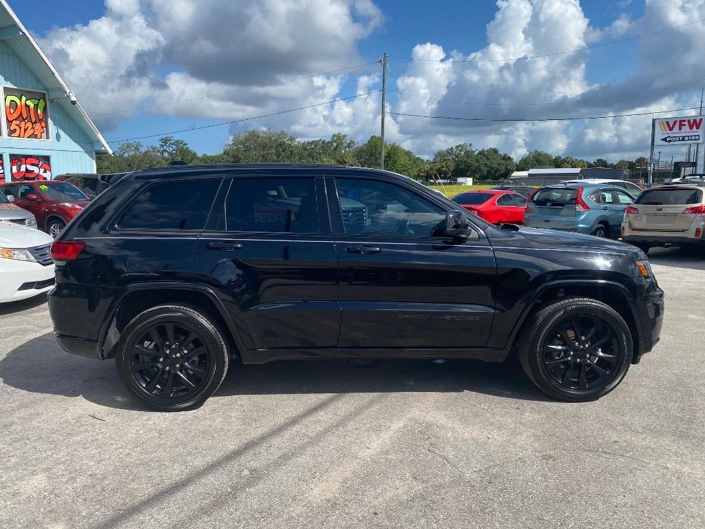 2018 Jeep Grand Cherokee Altitude - Photo 6