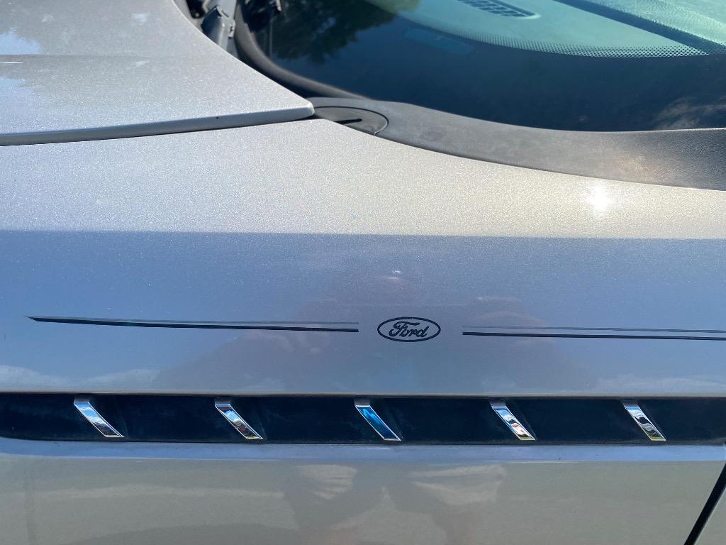 2004 Ford Thunderbird Deluxe - Photo 43