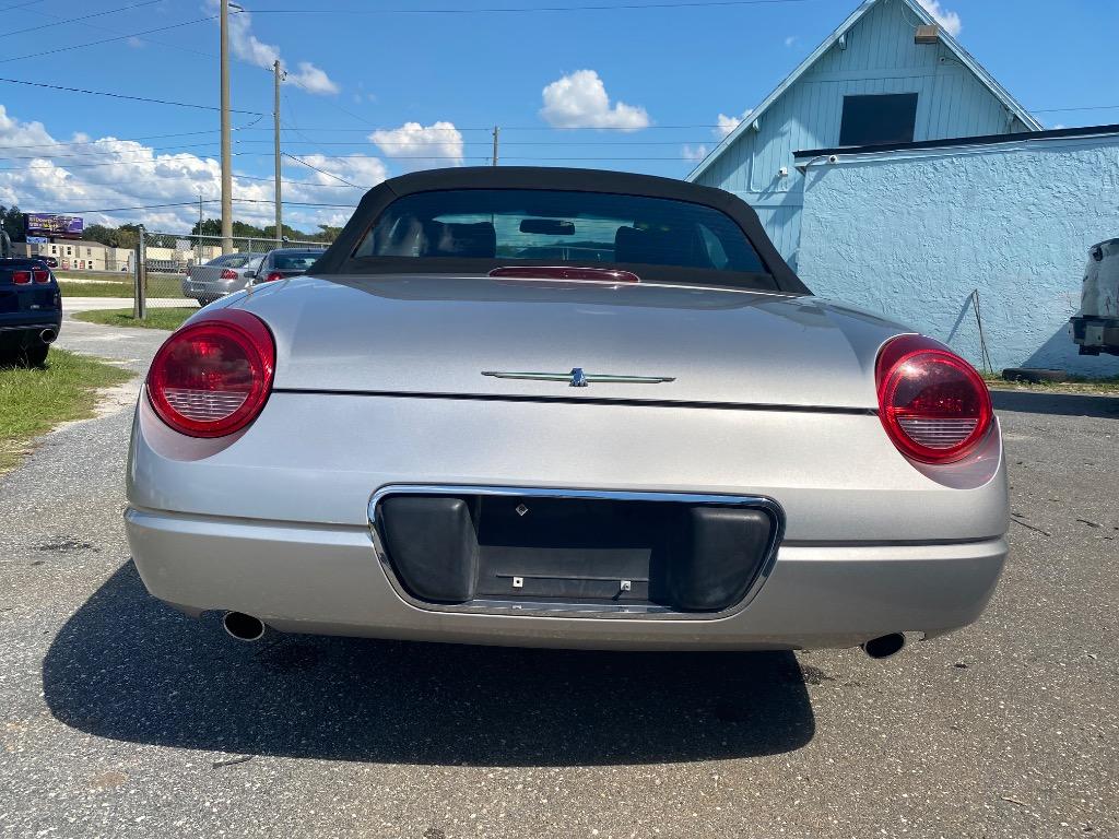 2004 Ford Thunderbird Deluxe - Photo 12