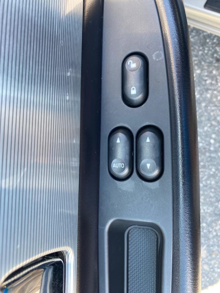 2004 Ford Thunderbird Deluxe - Photo 41