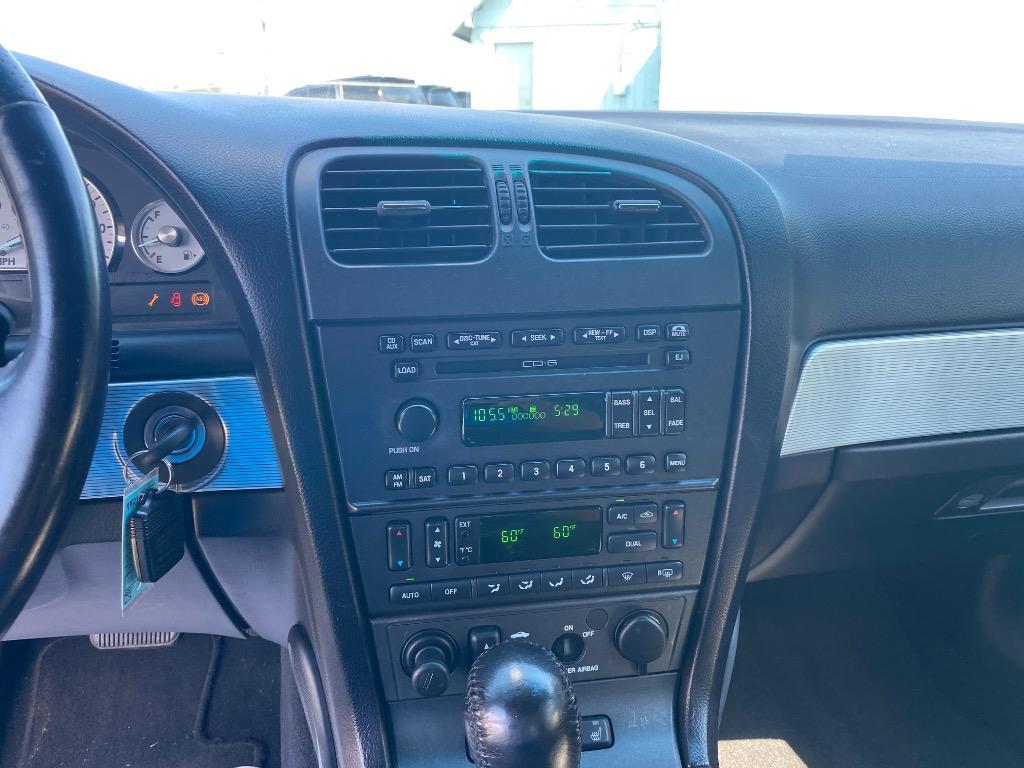 2004 Ford Thunderbird Deluxe - Photo 31