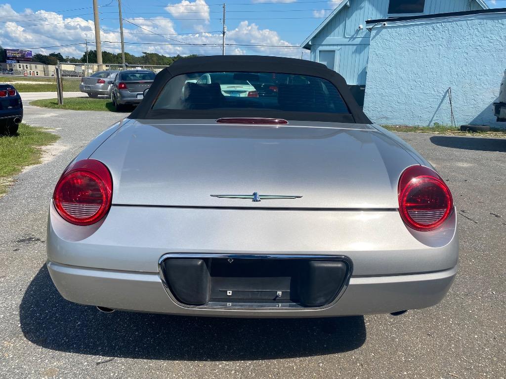 2004 Ford Thunderbird Deluxe - Photo 11