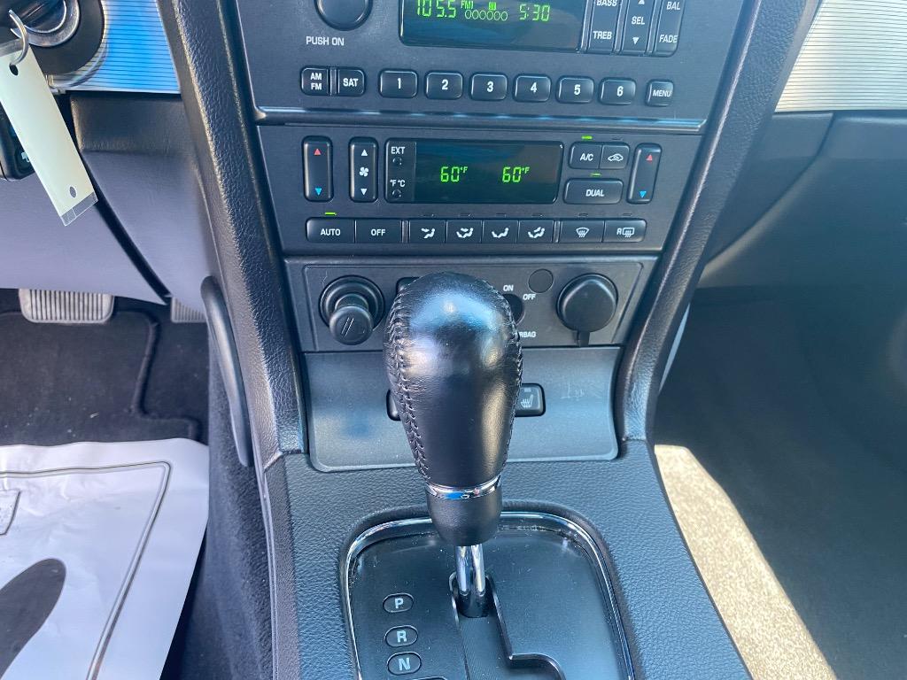 2004 Ford Thunderbird Deluxe - Photo 38